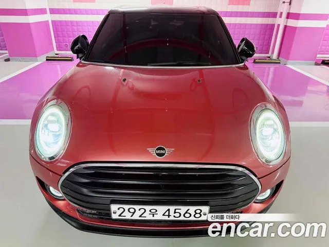 MINI Cooper Clubman Base 2