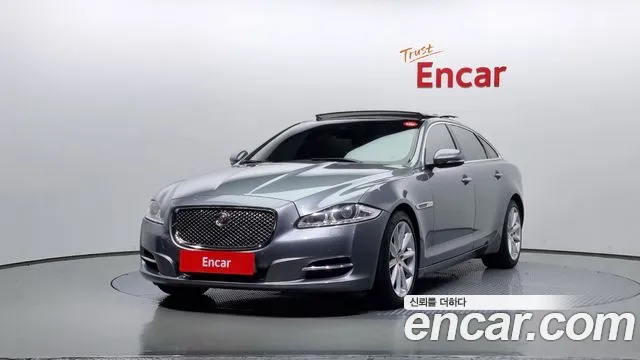 Jaguar All New XJ 3.0D Premium SWB X351