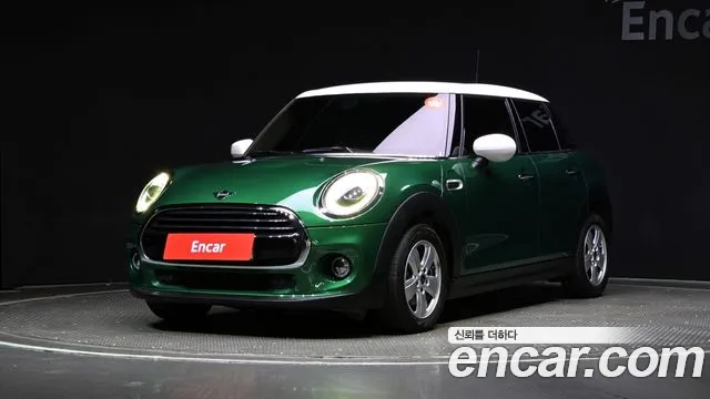 MINI Cooper 5 Base 3
