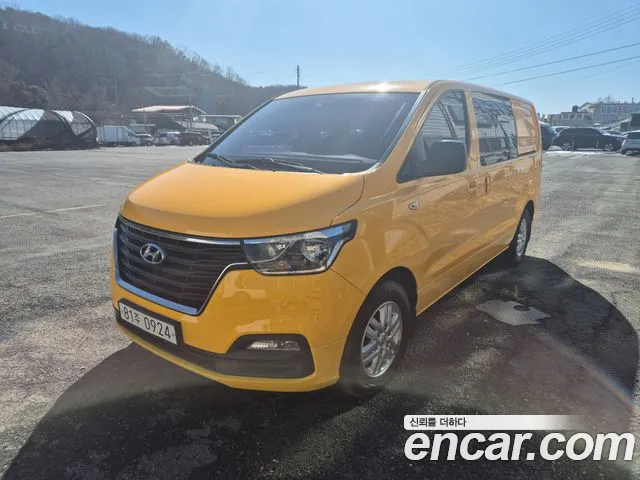 Hyundai The New Grand Starex 5