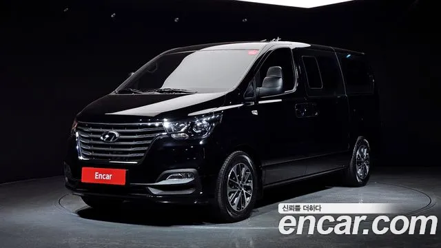 Hyundai The New Grand Starex 12