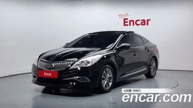 Hyundai Grandeur HG HG240