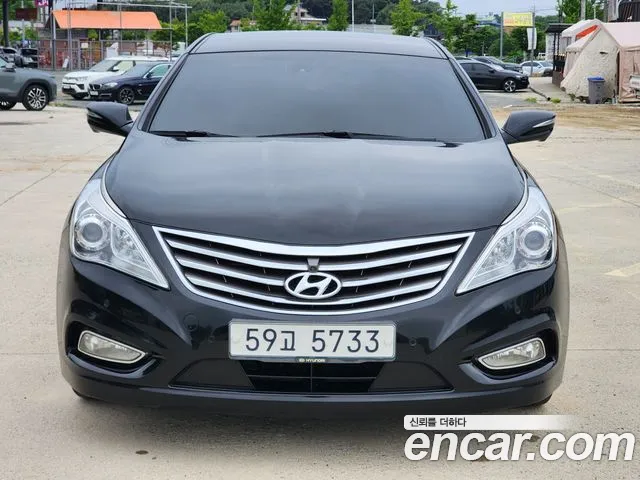 Hyundai Grandeur HG HG330