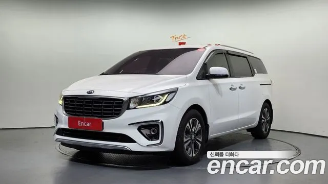 Kia The New Carnival 9