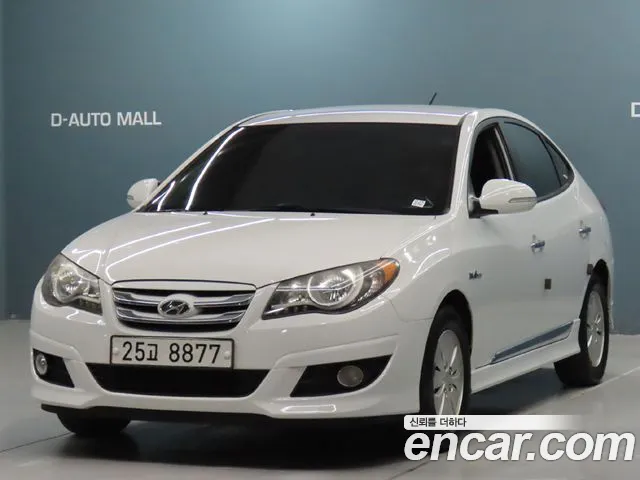 Hyundai Avante Hybrid HDeI Base