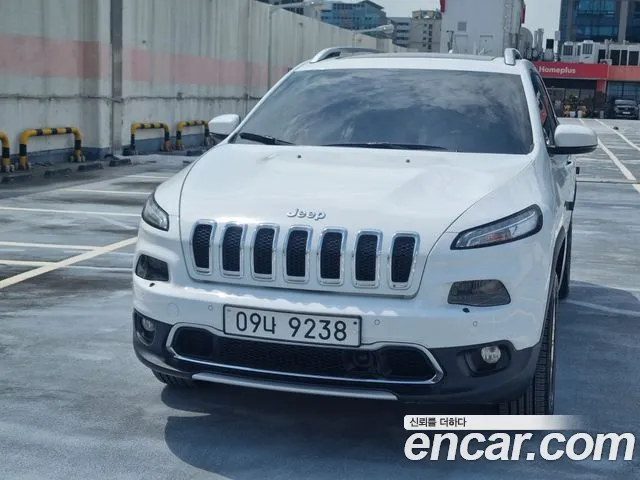 Jeep Cherokee(KL) 2.2 Diesel Limited 4WD