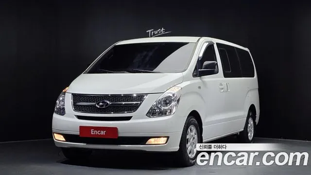 Hyundai Grand Starex /