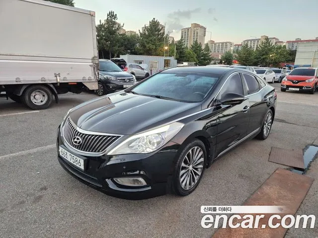 Hyundai Grandeur HG HG240