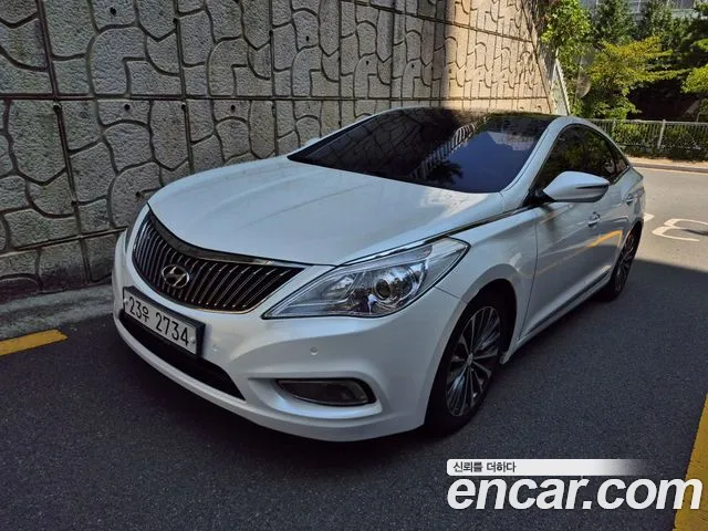 Hyundai Grandeur HG HG240