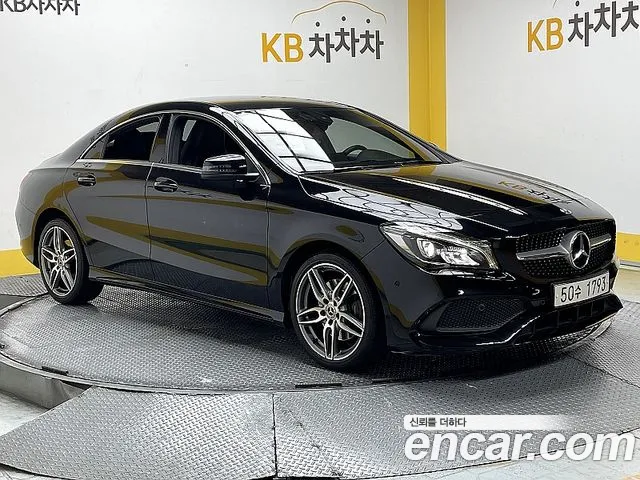 Mercedes-Benz CLA- C117 CLA220 AMG Line