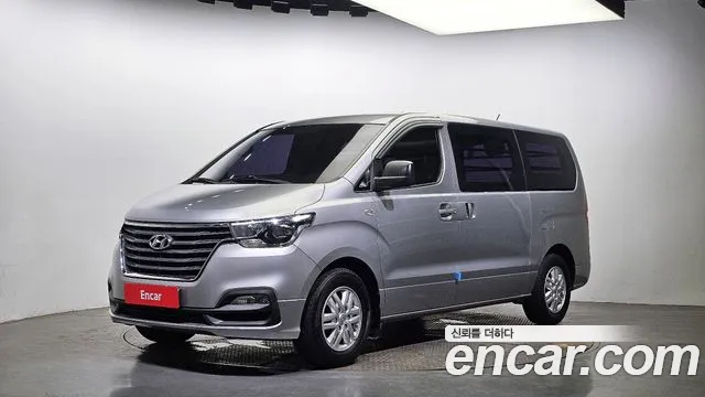 Hyundai The New Grand Starex 3