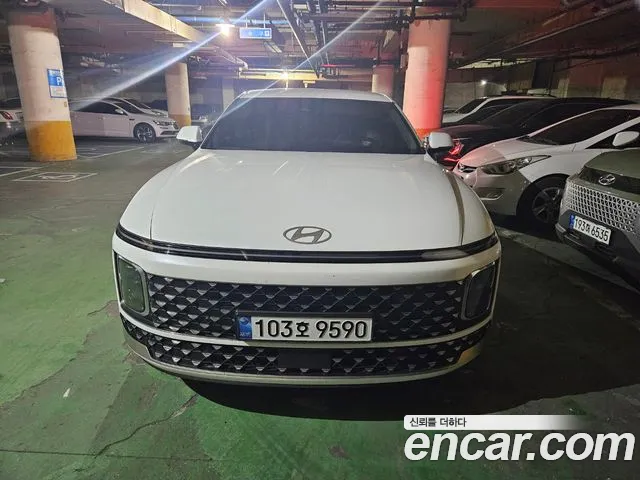 Hyundai Grandeur (GN7) 2.5 Gasoline 2WD Premium