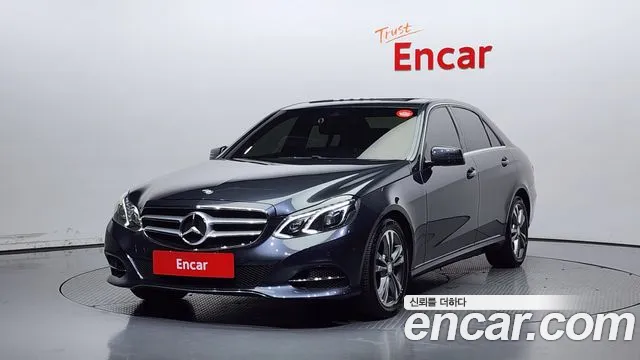 Mercedes-Benz E- W212 E200