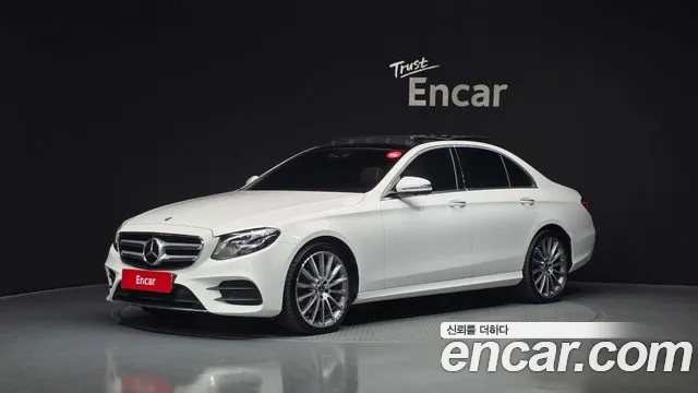 Mercedes-Benz E- W213 E350 4MATIC AMG Line