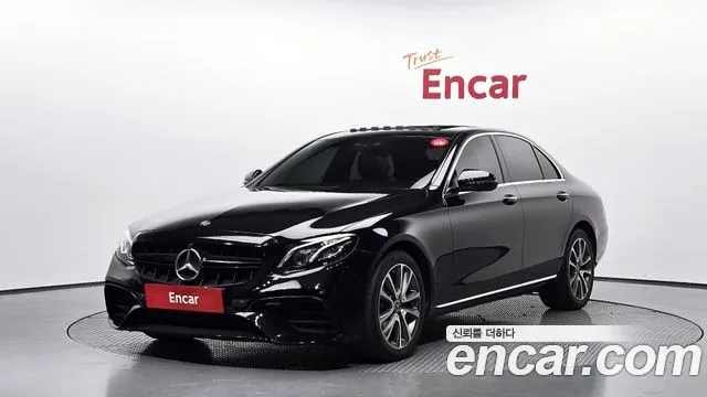 Mercedes-Benz E- W213 E300 4MATIC