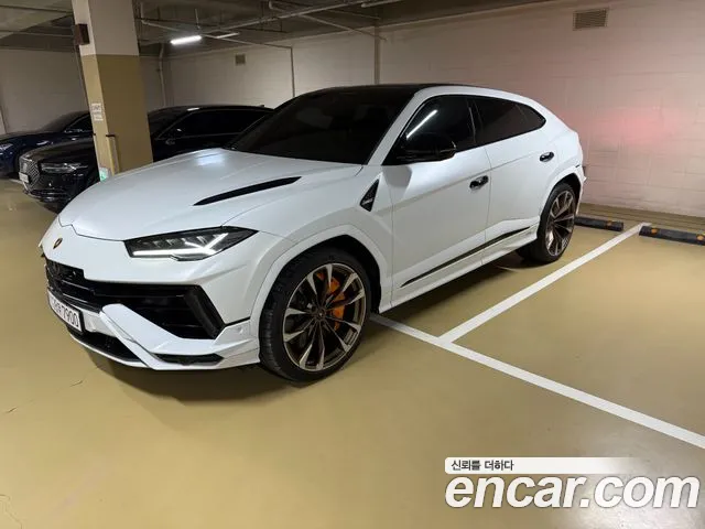 Lamborghini 4.0 V8 S