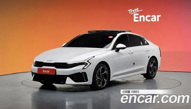 Kia The New K5 Hybrid 3