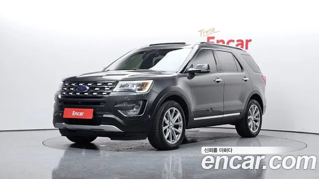 Ford Explorer 2.3 Limited 4WD 5
