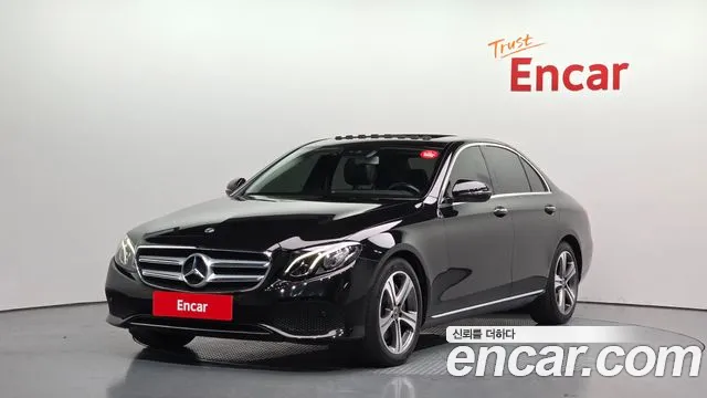 Mercedes-Benz E- W213 E300