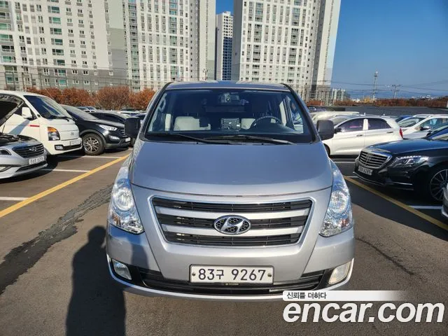 Hyundai Grand Starex 5