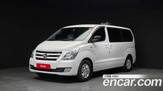 Hyundai Grand Starex 11