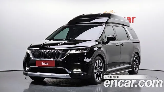 Kia Carnival 4 Gasoline 9