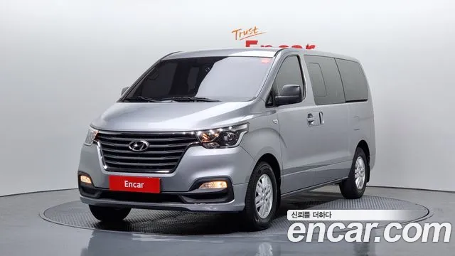 Hyundai The New Grand Starex 5