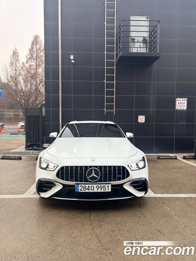 Mercedes-Benz AMG GT 4 43 4MATIC+