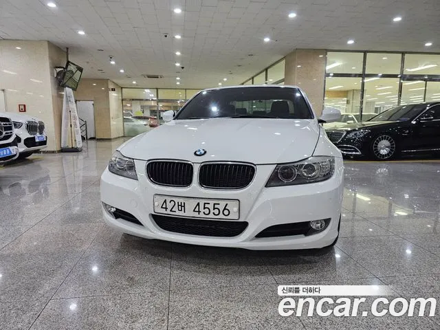 BMW 3 (E90) 320i