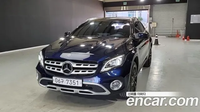 Mercedes-Benz GLA- X156 GLA250 4MATIC