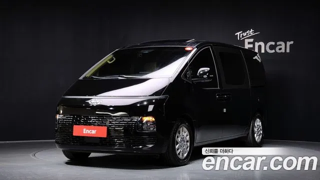Hyundai Staria 9