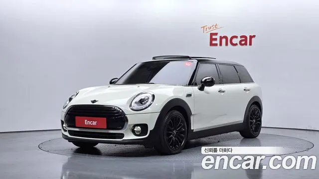 MINI Cooper Clubman Base 2