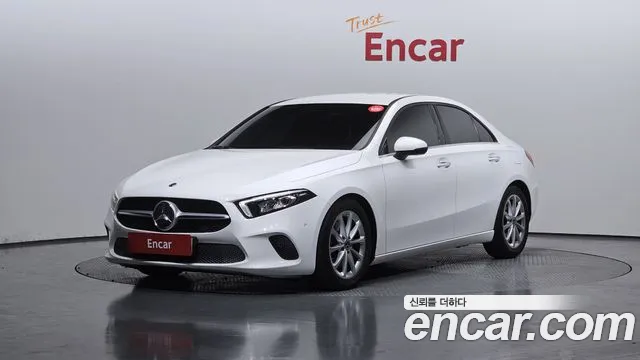 Mercedes-Benz A- W177 A220
