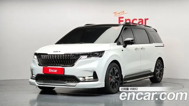 Kia Carnival 4 Gasoline 9 Signature
