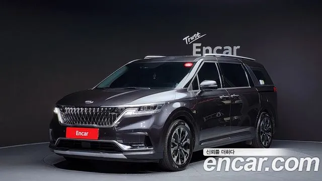 Kia Carnival 4 Gasoline 7 Signature