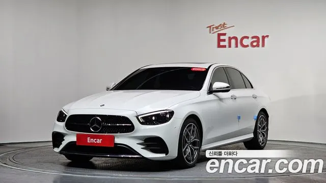 Mercedes-Benz E- W213 E220d 4MATIC AMG Line