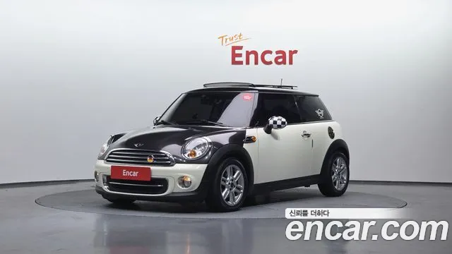 MINI Cooper Base 2