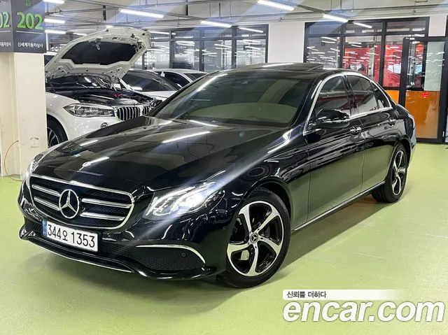 Mercedes-Benz E- W213 E250