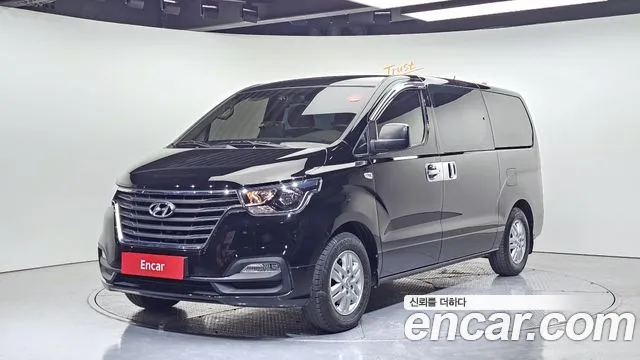Hyundai The New Grand Starex 5