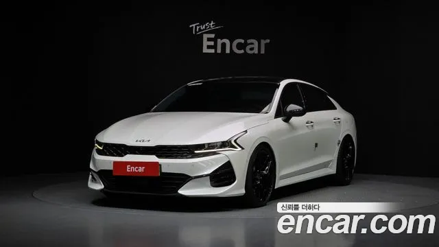 Kia K5 III 1.6 Turbo Signature