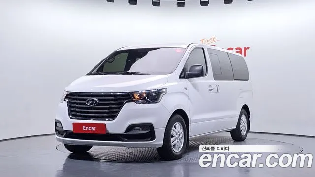 Hyundai The New Grand Starex 5