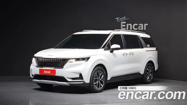 Kia Carnival 4 9 Prestige
