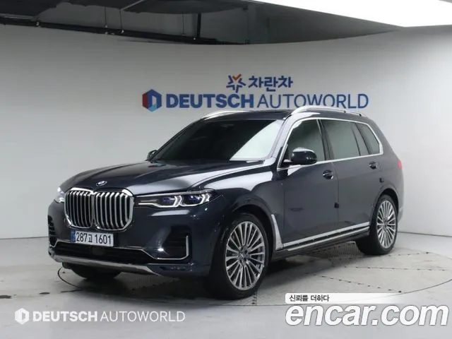 BMW X7 (G07) xDrive 40i 6