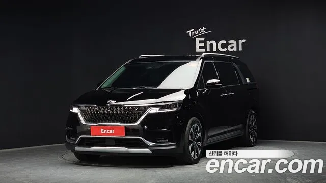 Kia Carnival 4 Gasoline 7 Signature