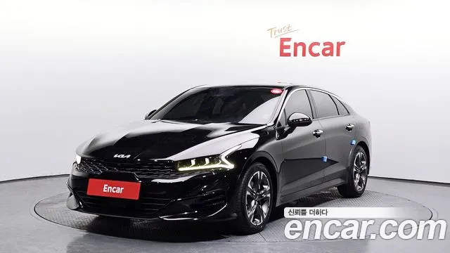 Kia K5 III 2.0 Signature