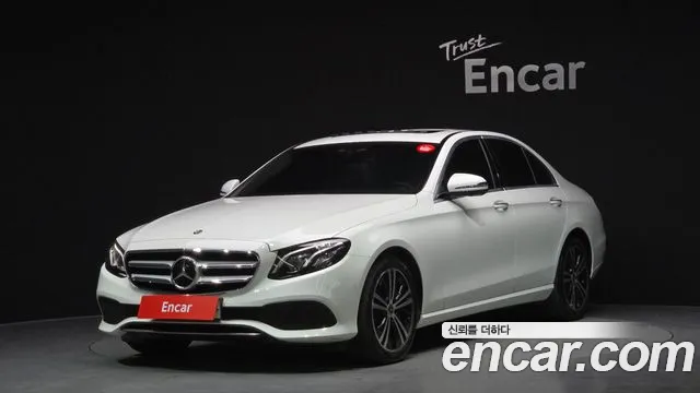 Mercedes-Benz E- W213 E300