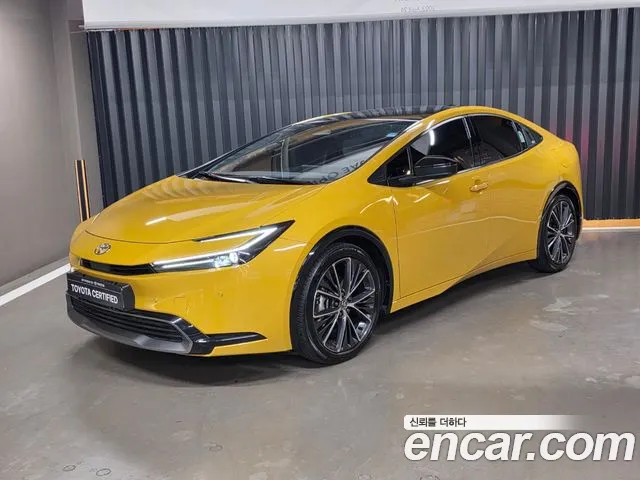 Toyota Prius 5 2.0 XLE