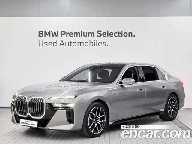 BMW 7 (G70) 740i xDrive M