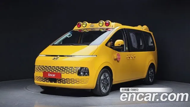 Hyundai Staria L3.5 11