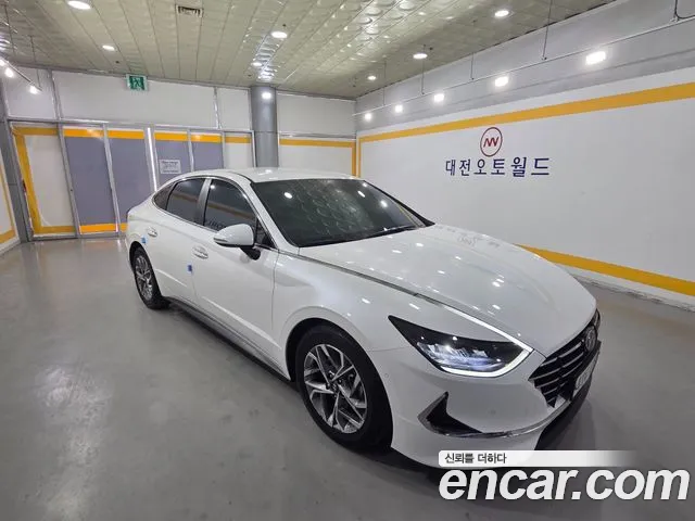 Hyundai Sonata (DN8) 2.0 Premium